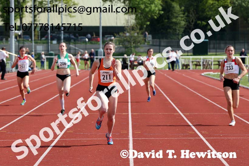 Womens under-17s 300 metres, 2019 North Eastern Track and Field Champs., Middlesbrough. Photo:  David T. Hewitson/Sports for All Pics